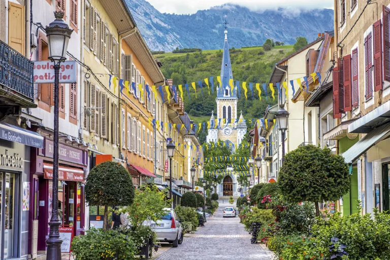 ALBERTVILLE  (73200)